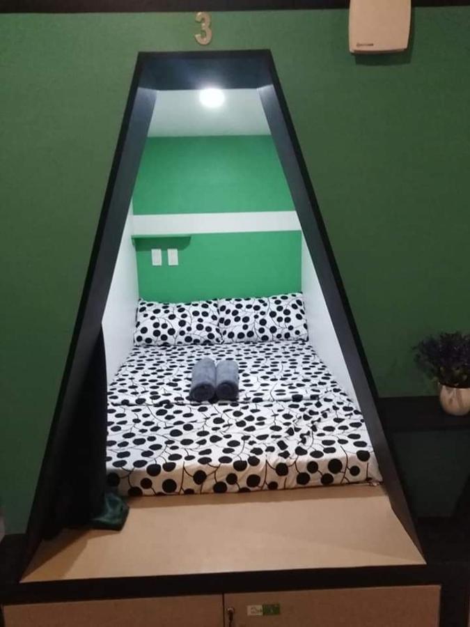 Napsule Suites Davao City Esterno foto