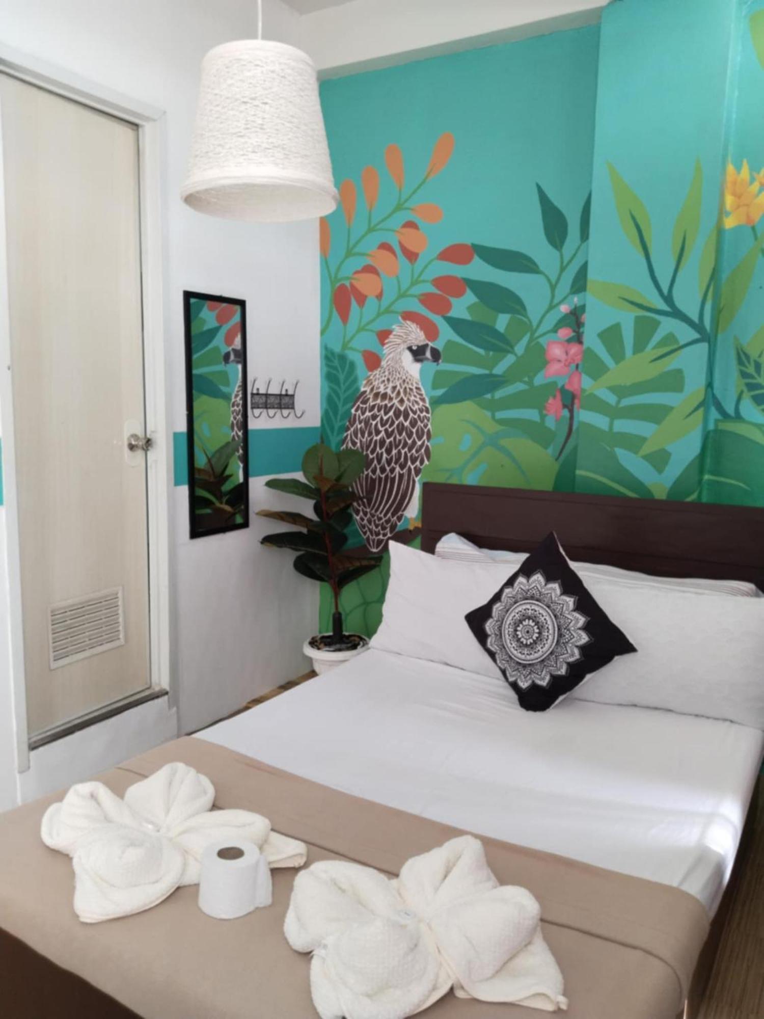 Napsule Suites Davao City Esterno foto